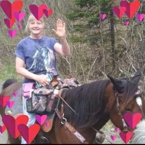 Meet your Posher, Debbie